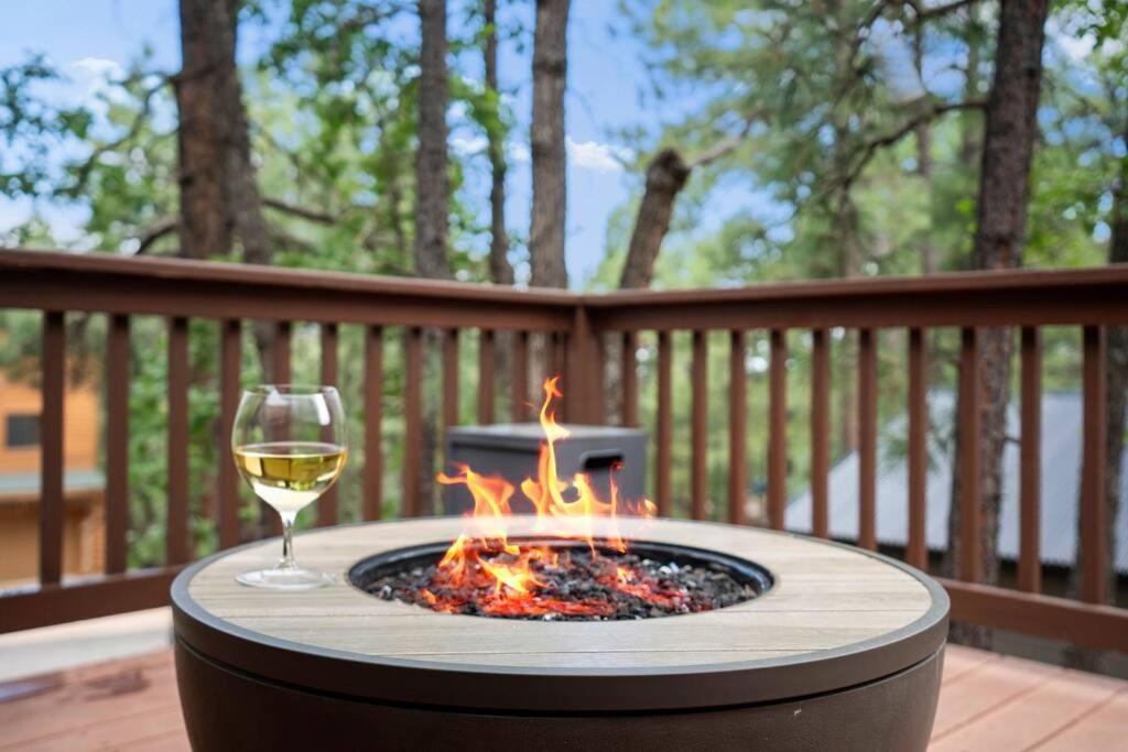 Luxury Cabin Oasis Getaway Heart Of Munds Park Exterior foto